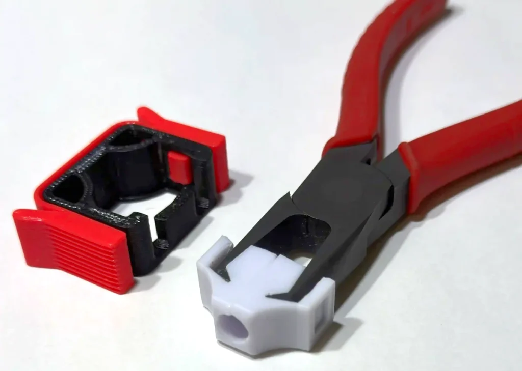 3D print of acoustic bridge pin pullers in place
